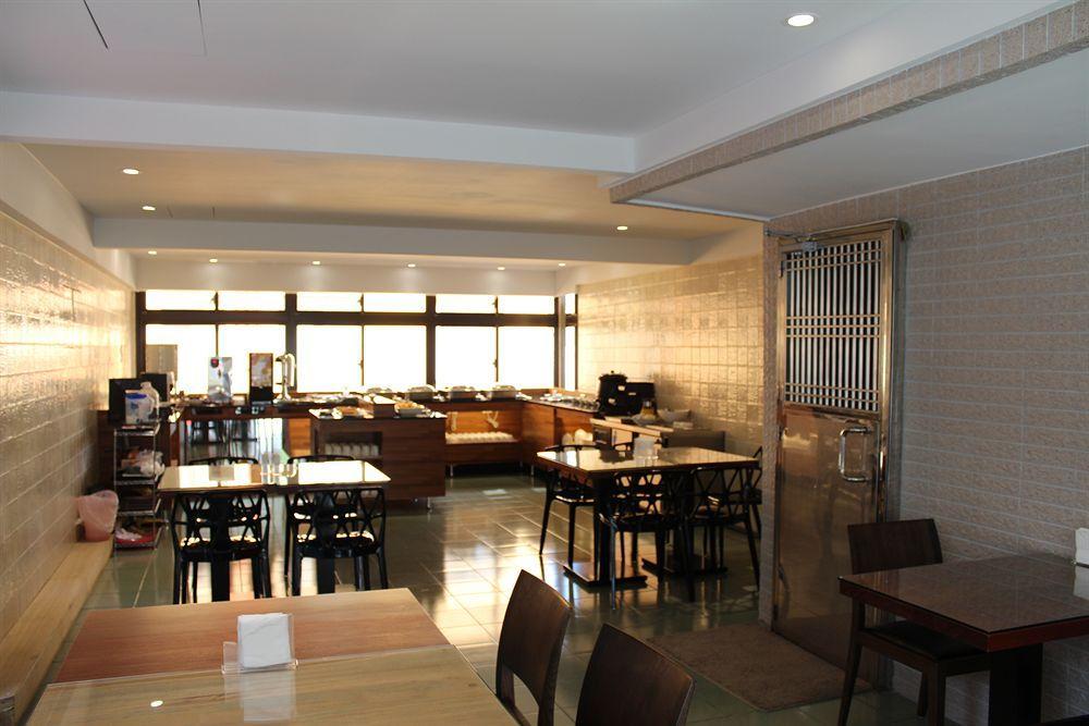 Lan Ting Business Inn Тайпей Екстериор снимка