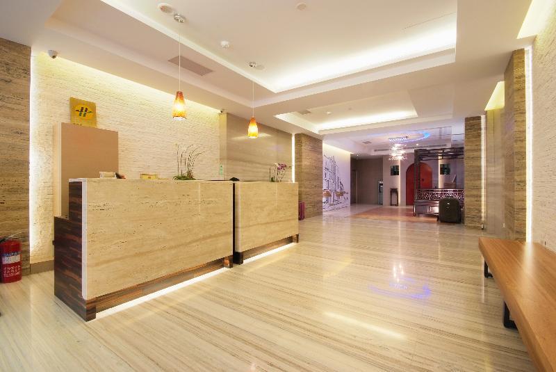 Lan Ting Business Inn Тайпей Екстериор снимка