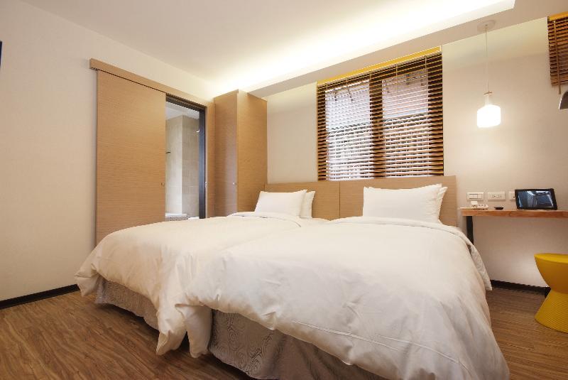 Lan Ting Business Inn Тайпей Екстериор снимка