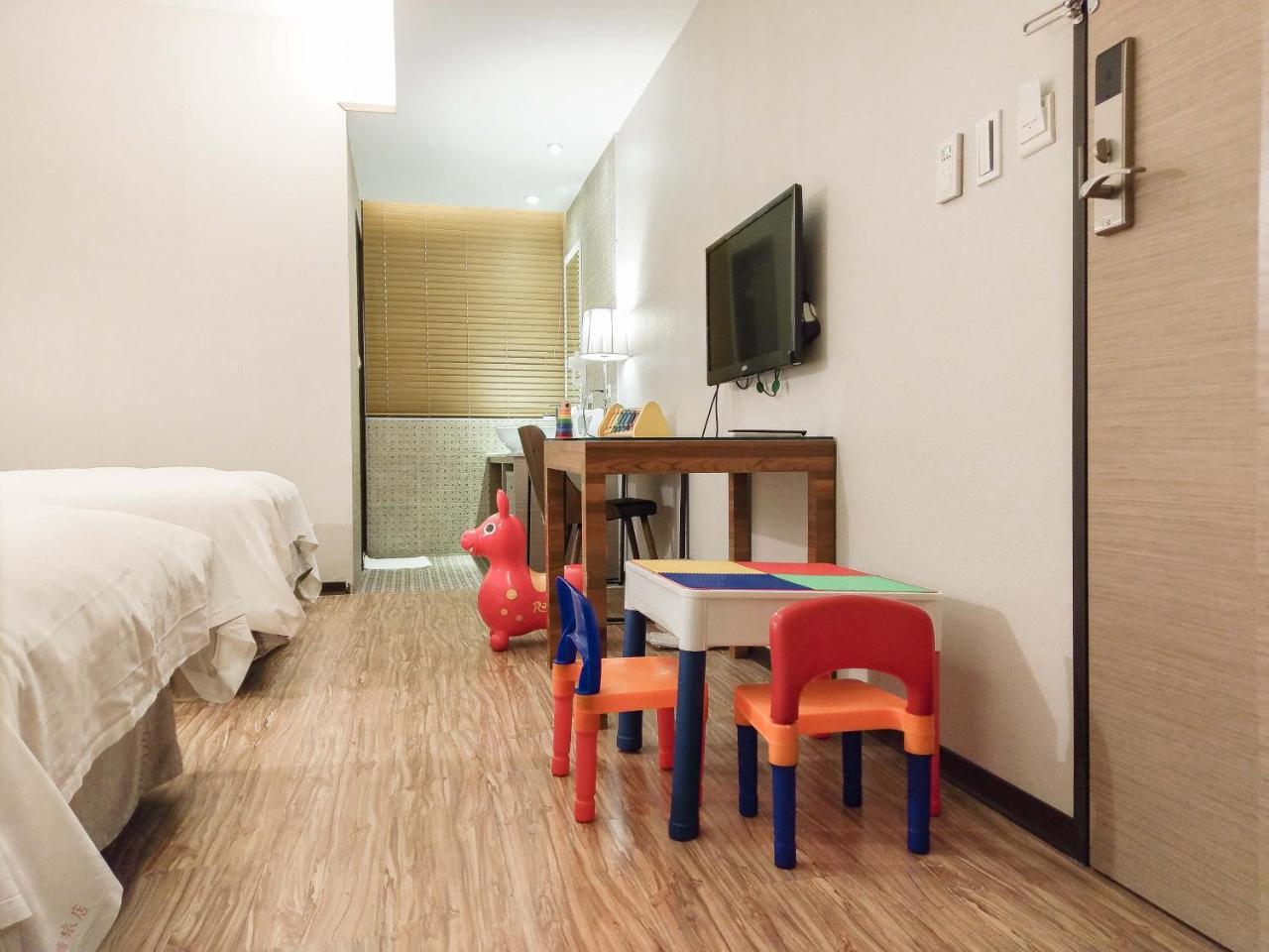Lan Ting Business Inn Тайпей Екстериор снимка