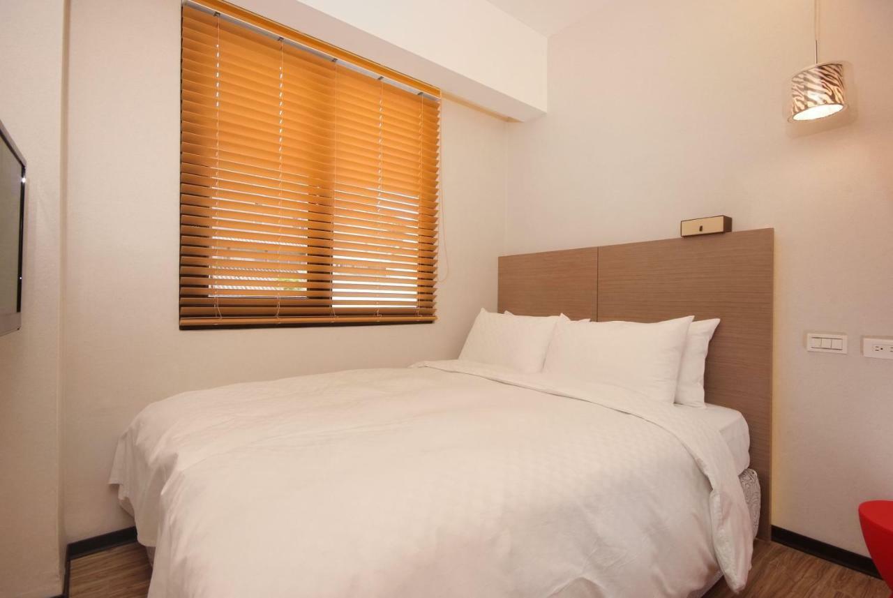Lan Ting Business Inn Тайпей Екстериор снимка